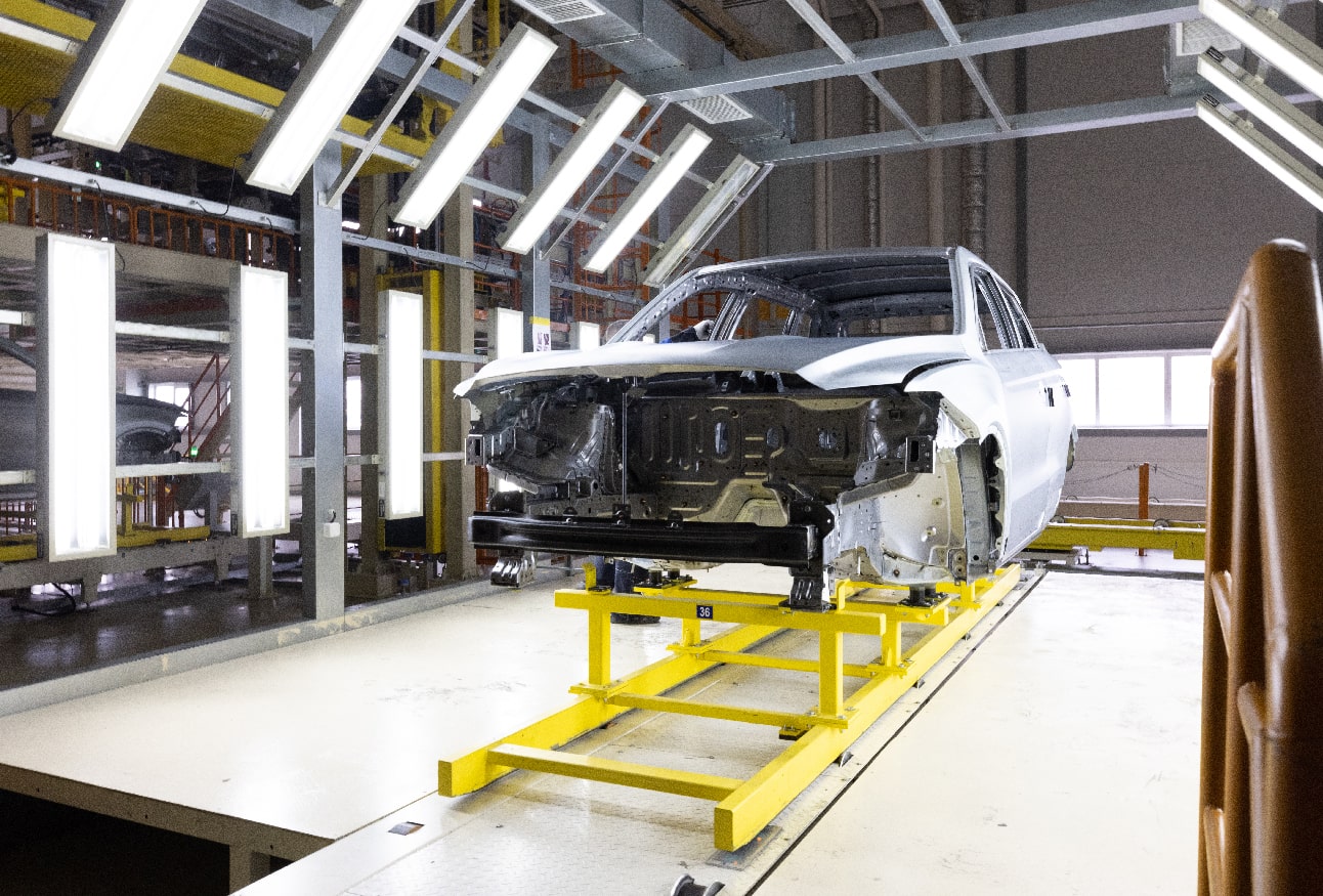 Car dent repair shop near me