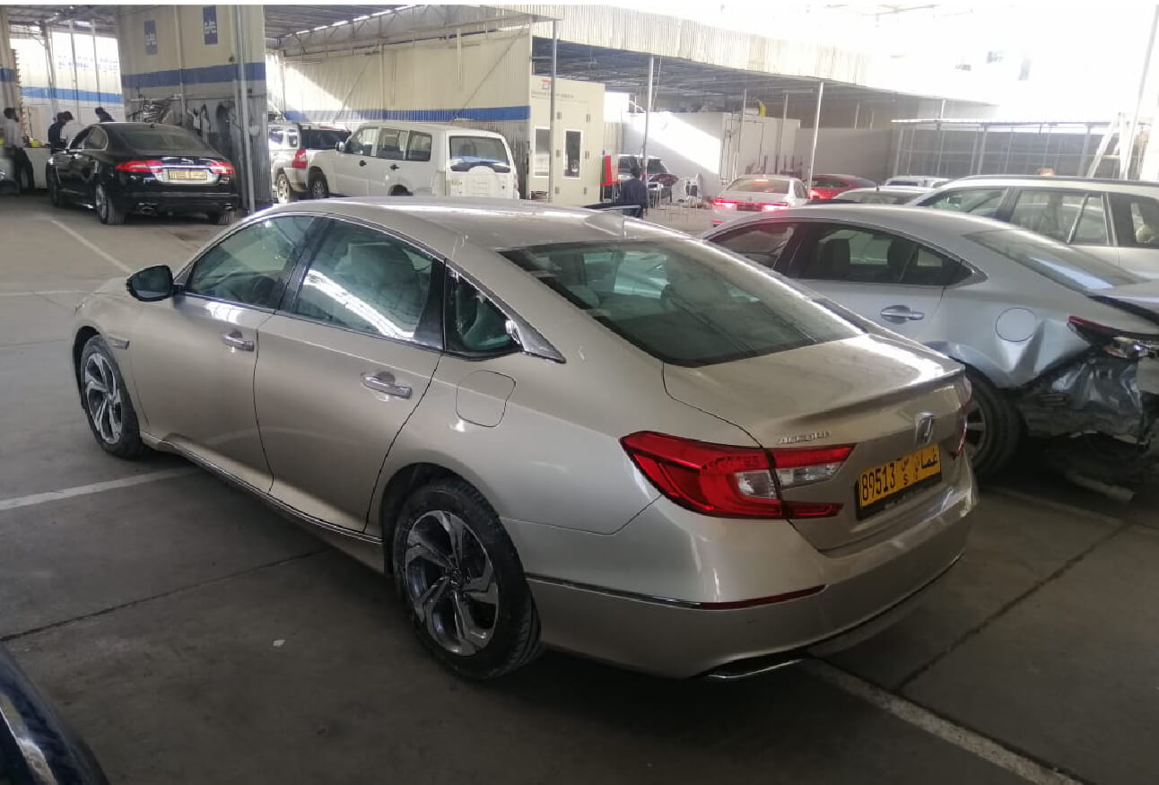 Auto service in Muscat